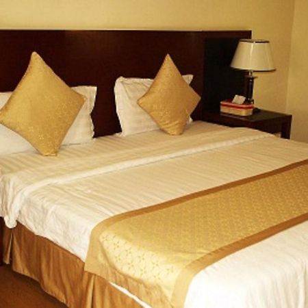 Interpark Hotel Olongapo Luaran gambar