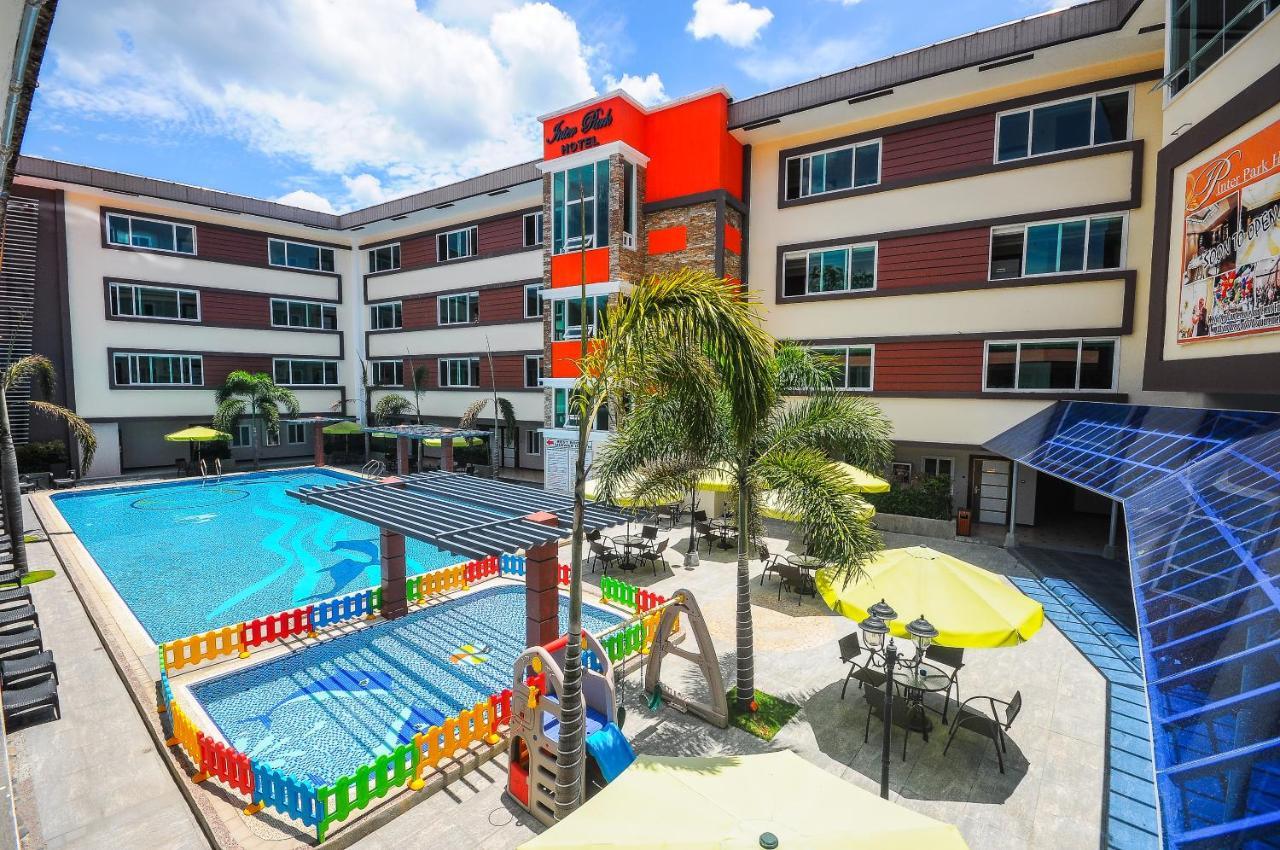 Interpark Hotel Olongapo Luaran gambar